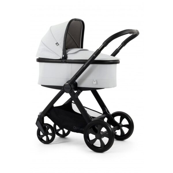 Baby Style Oyster 4 Luxury Bundle - Image 5