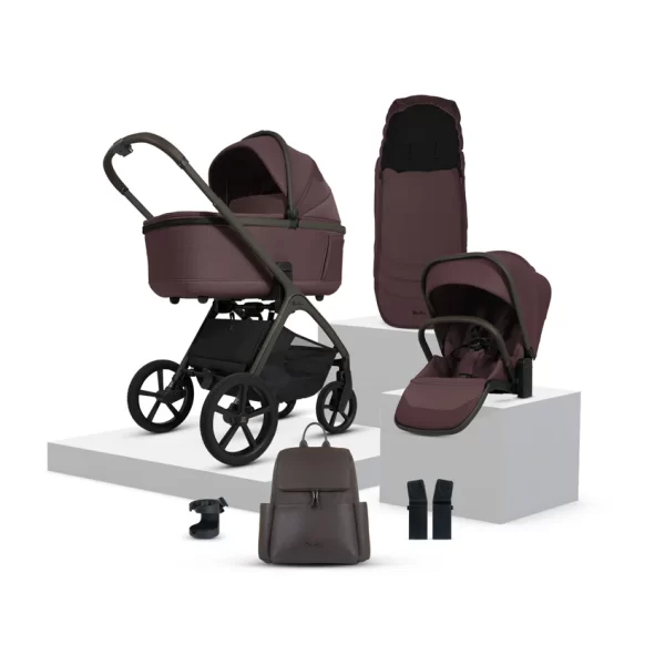 Silver Cross Cove  Pram With Bag, Footmuff & Adaptors £875.00 - Image 4