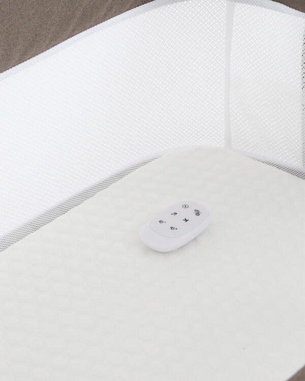 Babystyle Oyster Wiggle Co-Sleeper Crib - Image 5