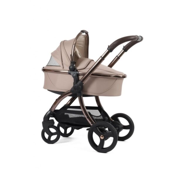 Egg 3 Bundle With Maci Cosi Cabrio Fix & Base - Image 2